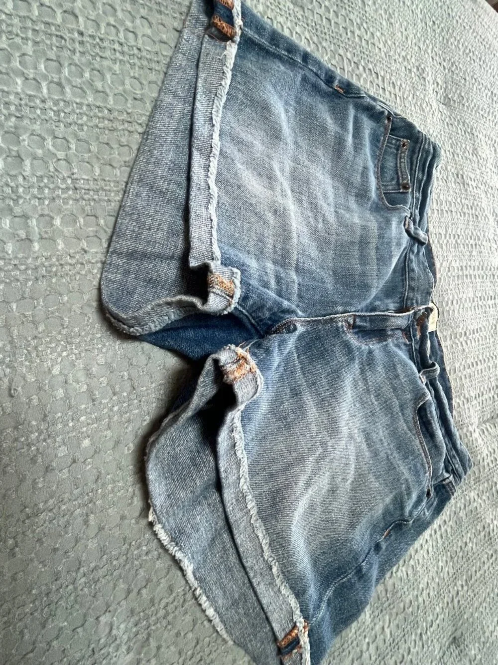 J. Crew Rolled Frayed Hem Blue Jean Shorts Size 29
